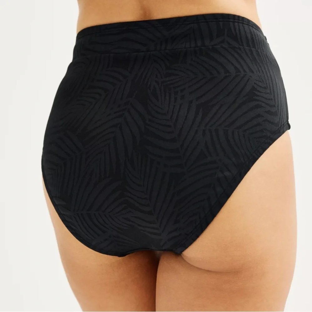 Freshwater teal two piece swim suit, size XXL (20), NWT. - Picture 15 of 16